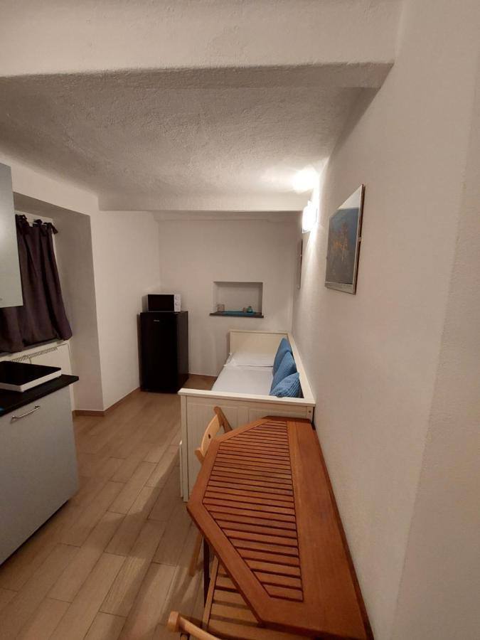 Mariasole Rooms Вернаца Екстериор снимка